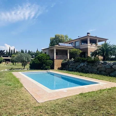 Ca La Rosina Vil·la Palau de Santa Eulalia